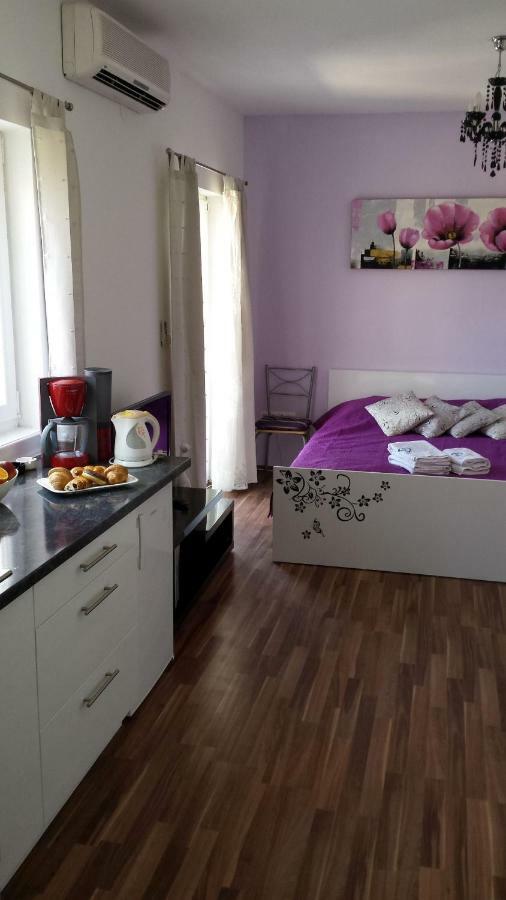 Apartments Lavanda Биоград на Мору Екстериор снимка